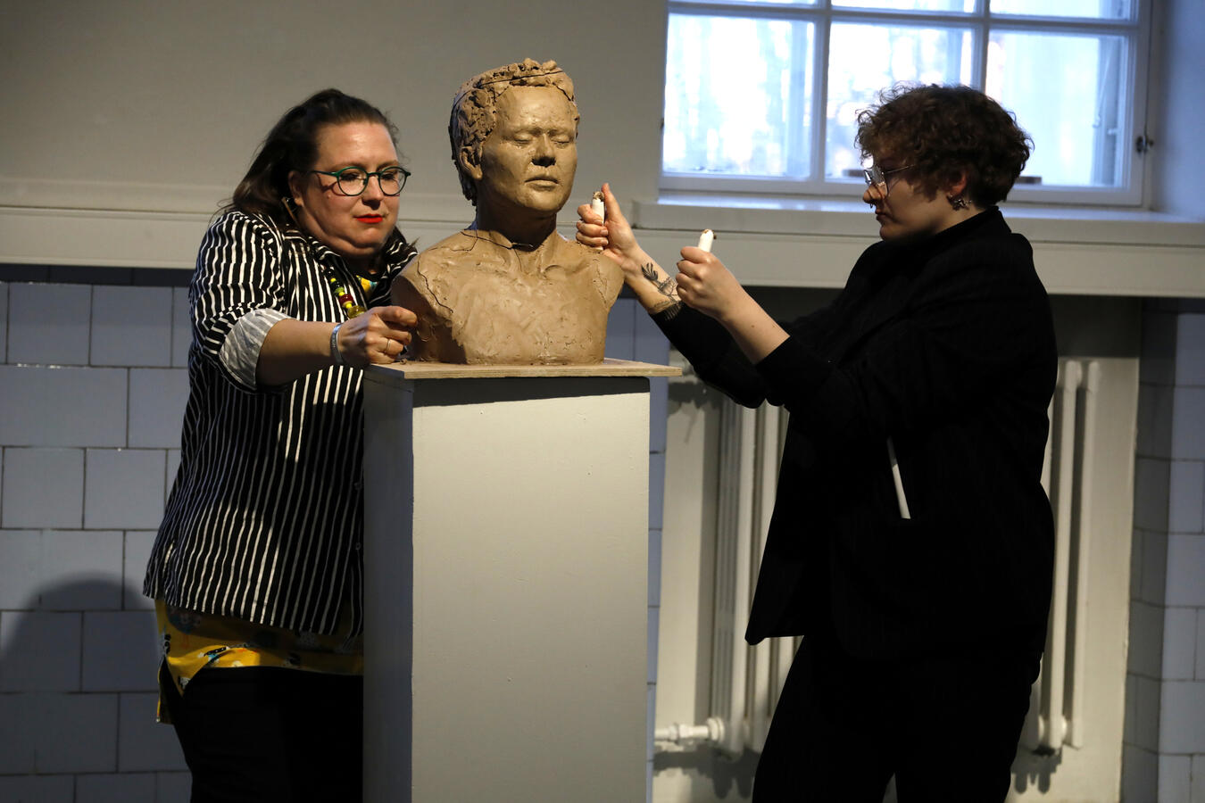 Veistos 2 “Väki ja valta”, peliperformanssi, 45 min, Taidekeskus Mältinranta, Tampere, 2023. Kuva: Ignacio Pérez Pérez